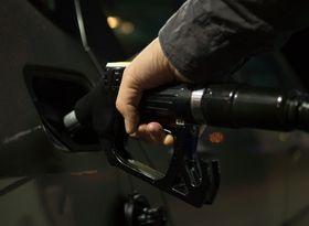 Refuelling car