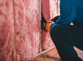 Installing insulation